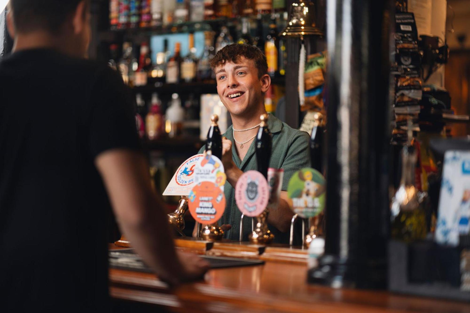 Hotel The Grapes Pub Southampton Zewnętrze zdjęcie