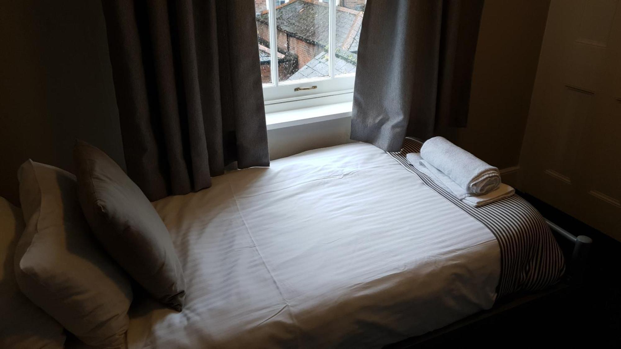Hotel The Grapes Pub Southampton Zewnętrze zdjęcie