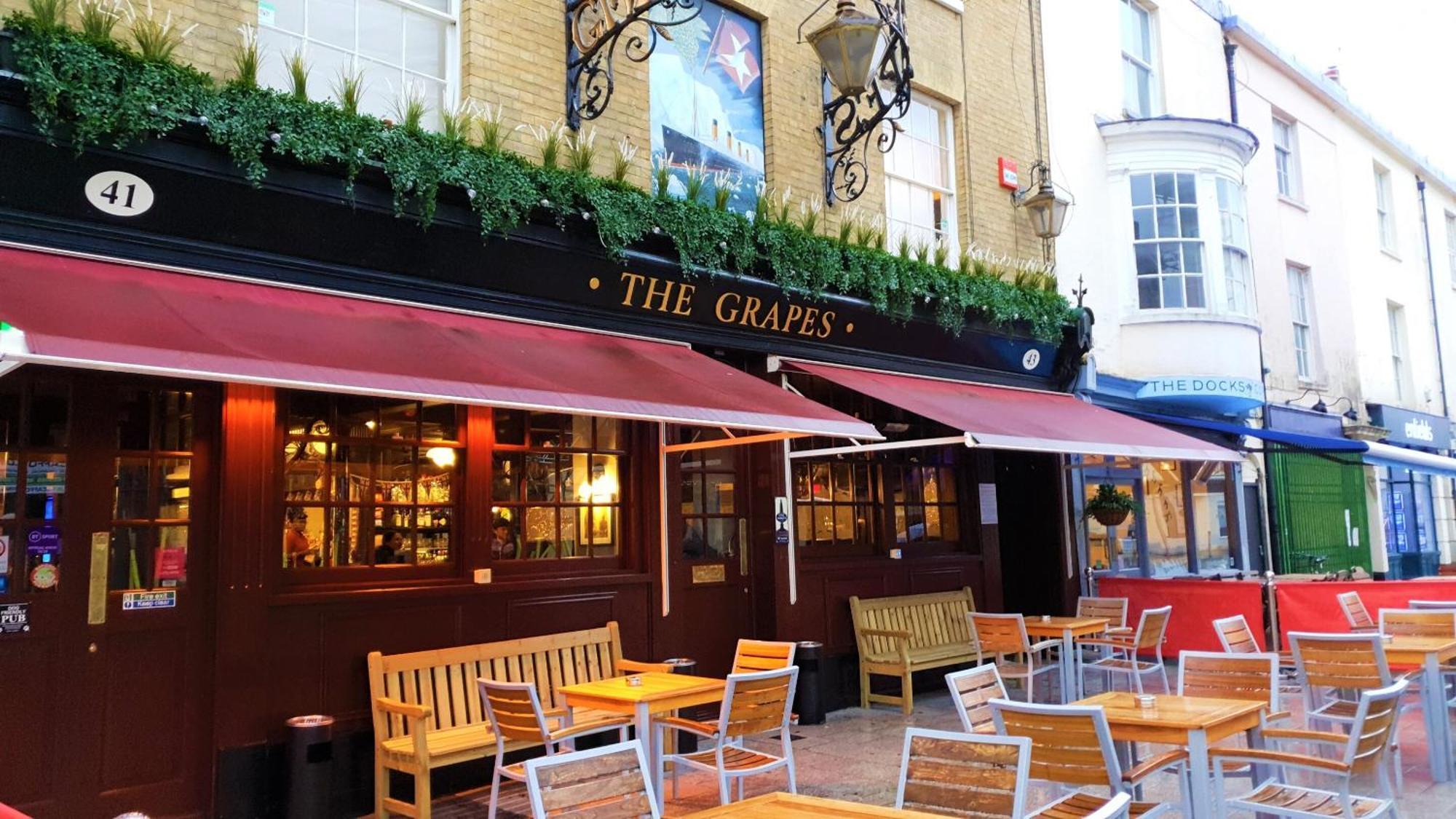 Hotel The Grapes Pub Southampton Zewnętrze zdjęcie